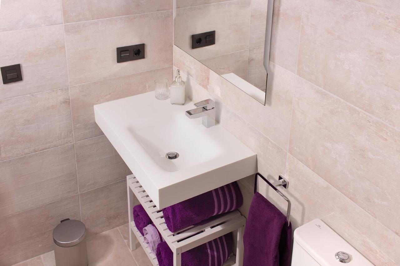 Apto. Maese Montanes. Centrico Con Piscina Privada 塞维利亚 外观 照片